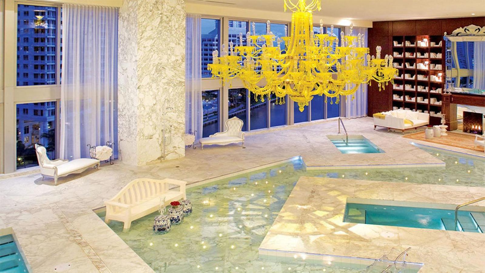Luxurious Condo At Icon With Views Miami Luaran gambar