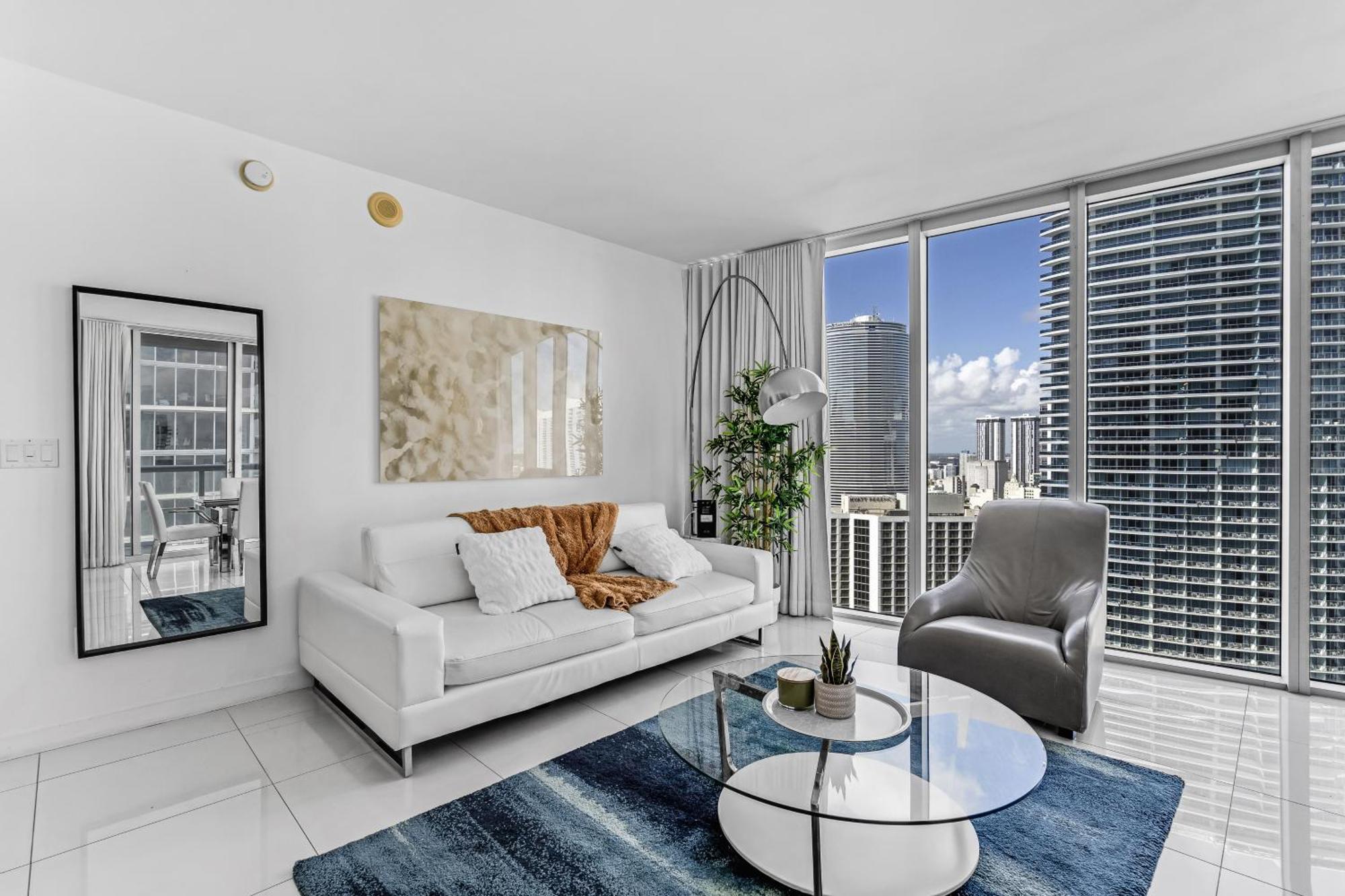 Luxurious Condo At Icon With Views Miami Luaran gambar