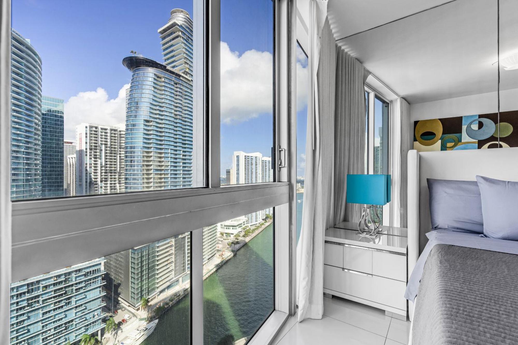 Luxurious Condo At Icon With Views Miami Luaran gambar