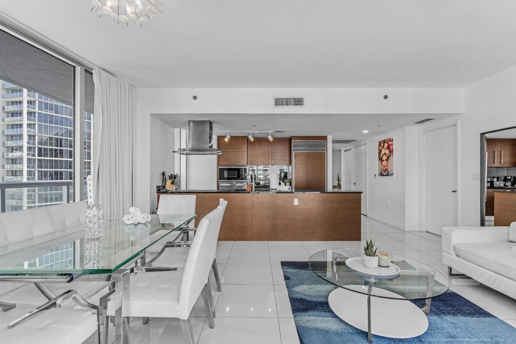 Luxurious Condo At Icon With Views Miami Luaran gambar
