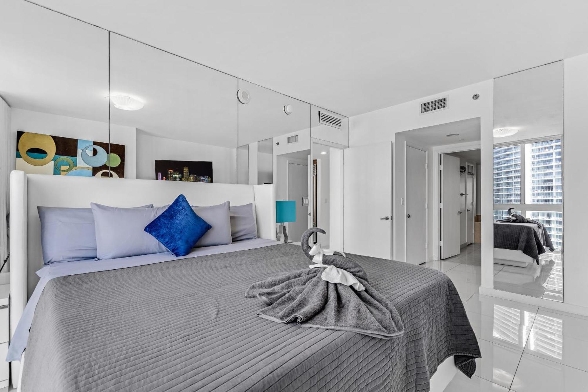 Luxurious Condo At Icon With Views Miami Luaran gambar