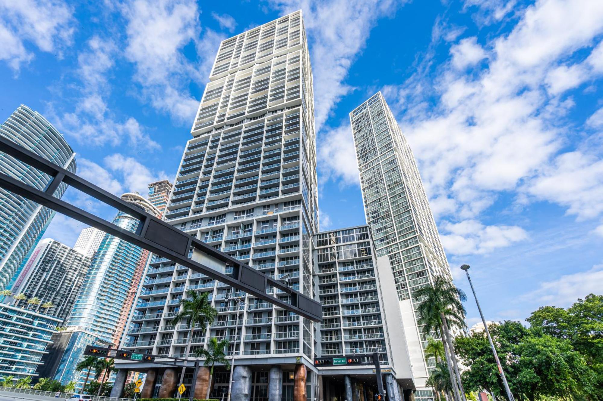 Luxurious Condo At Icon With Views Miami Luaran gambar