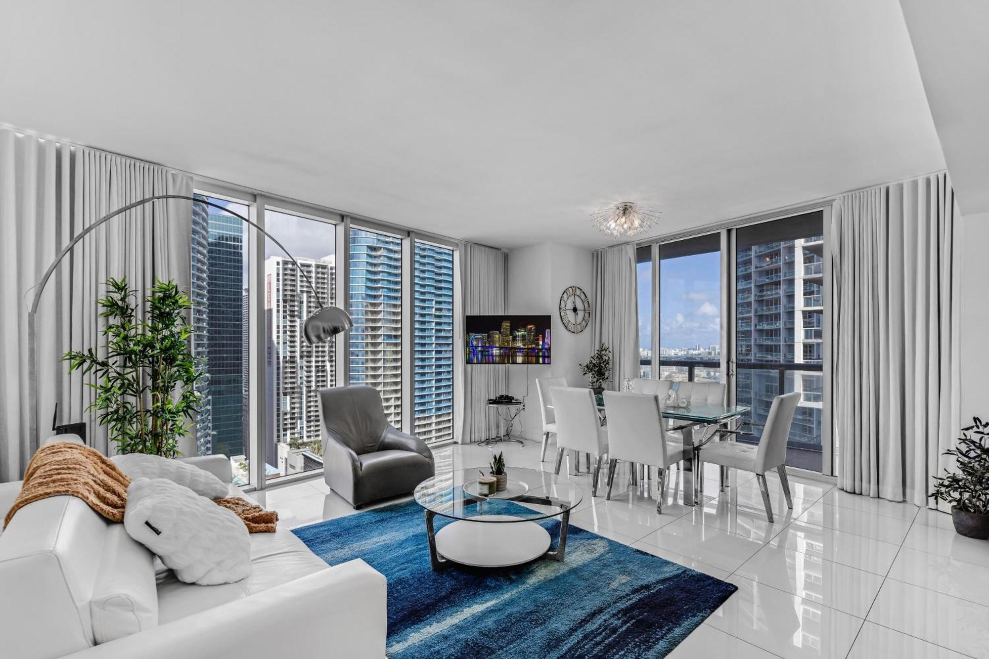 Luxurious Condo At Icon With Views Miami Luaran gambar